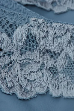 Braga transparente en parte trasera con microfibra y encaje Pretty Flowers