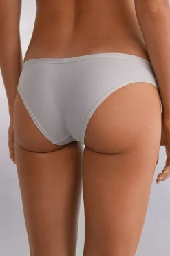 Braguita con costuras de algodón