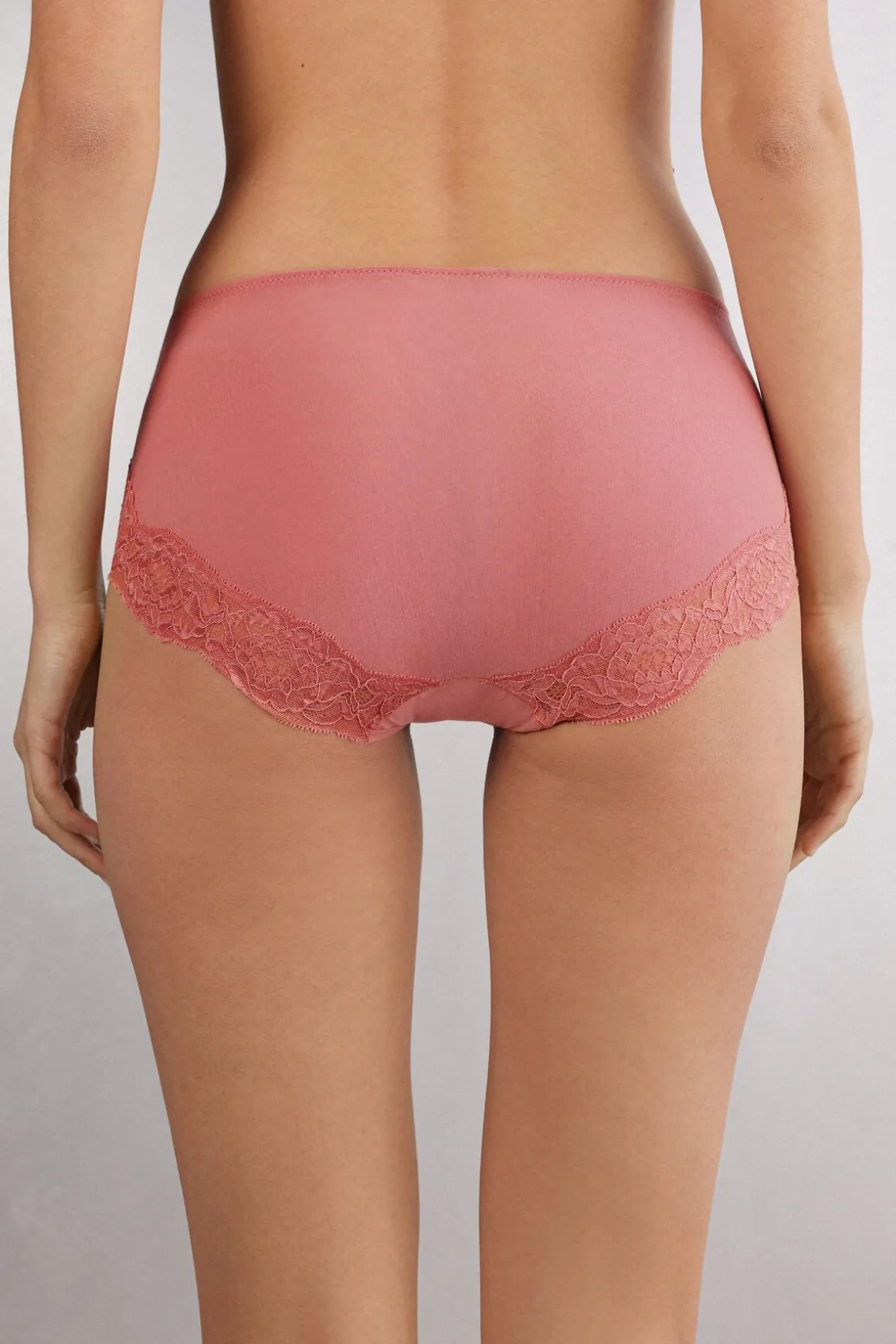 Braguita Culotte de Talle Alto Embrace Simplicity