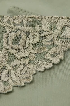 Braguita de algodón sin costuras con encaje
