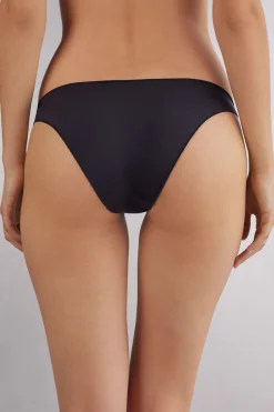 Braguita de Talle Bajo en Microfibra Ultraligera
