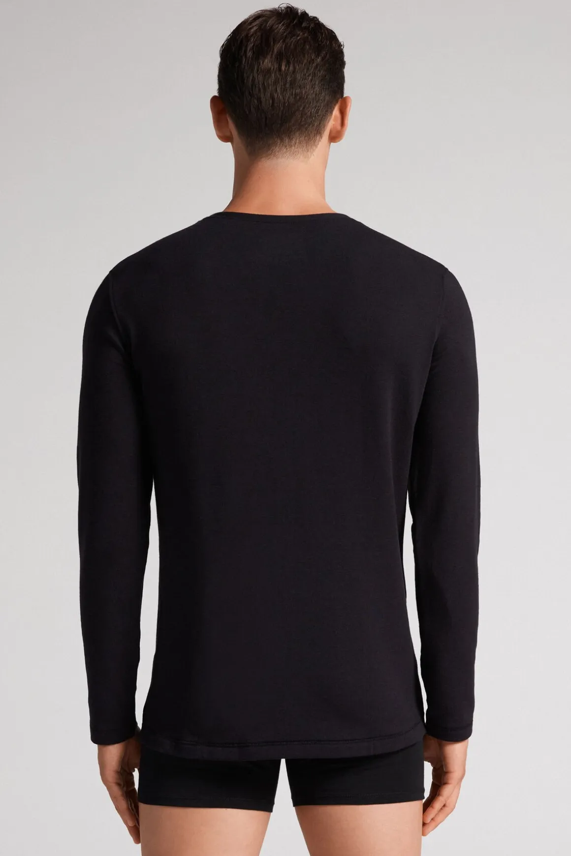 Camiseta básica de manga larga para hombre de modal