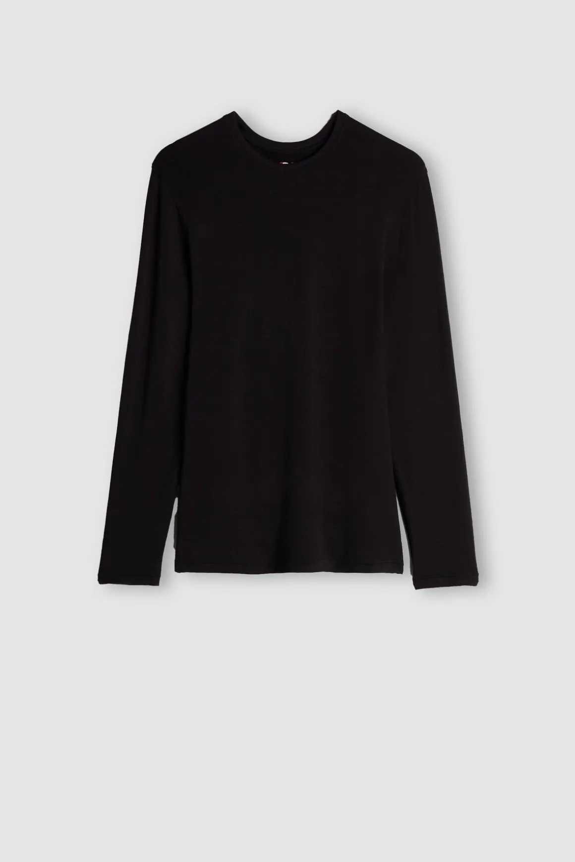 Camiseta básica de manga larga para hombre de modal
