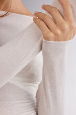 Camiseta con cuello barco en cashmere de manga Larga