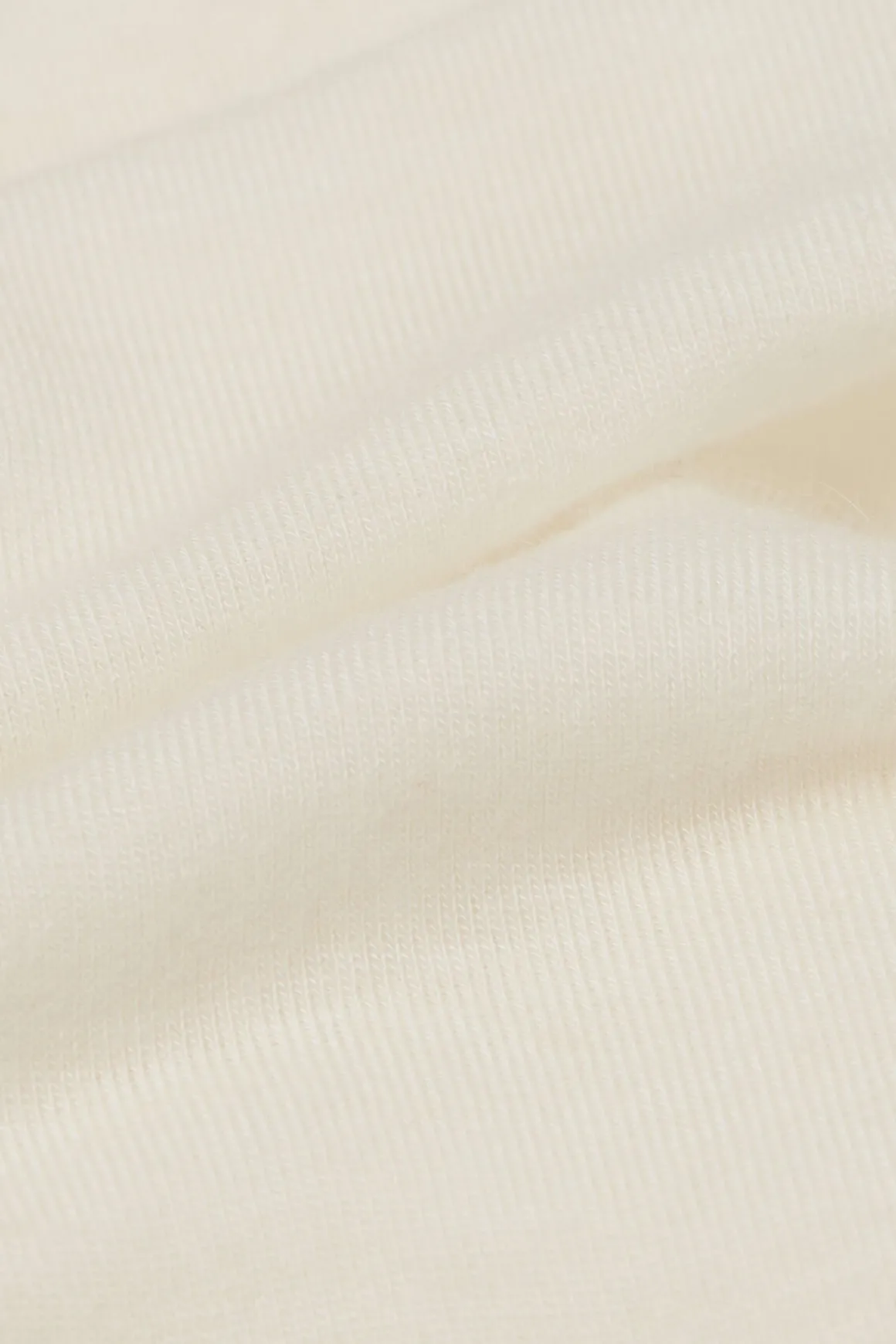 Camiseta con cuello barco en cashmere de manga Larga