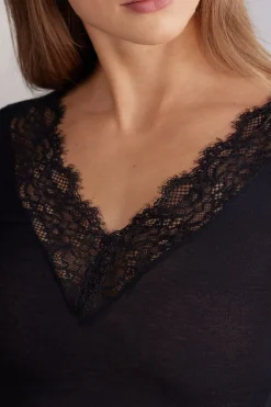 Camiseta con encaje de manga larga en modal y cashmere ultraligero