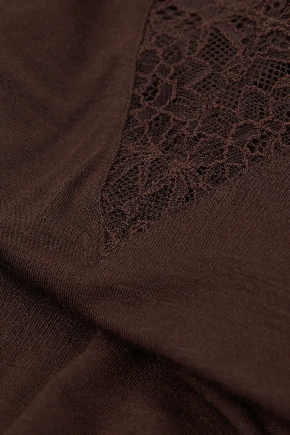 Camiseta con encaje de manga larga en modal y cashmere ultraligero