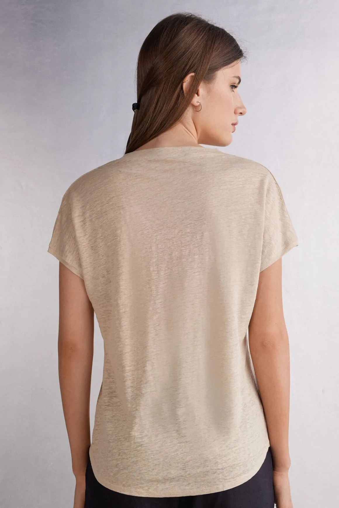 Camiseta de Manga Corta con Escote de Pico de Lino
