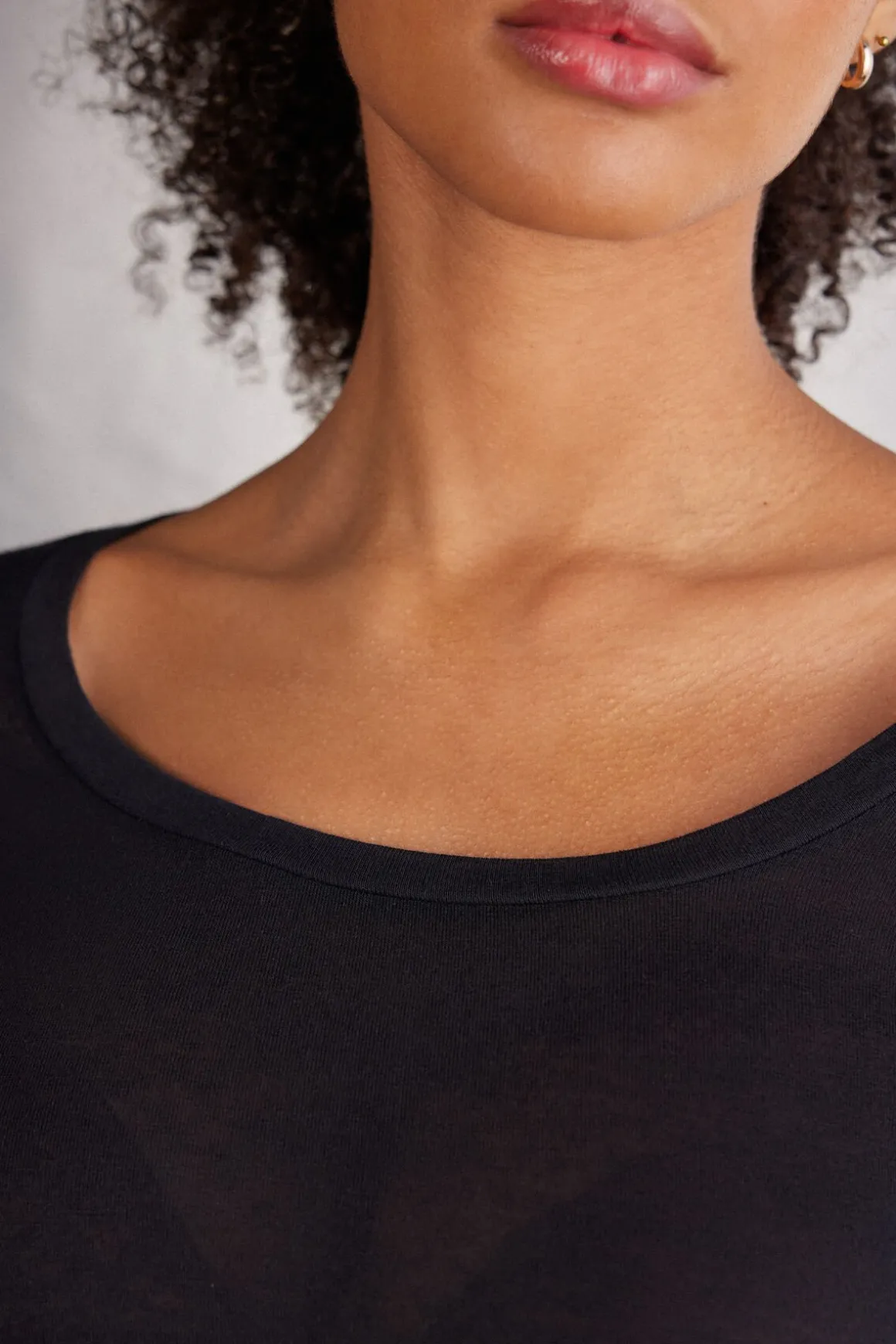 Camiseta de Manga Larga de Modal Ultralight con Cashmere y Escote Redondo