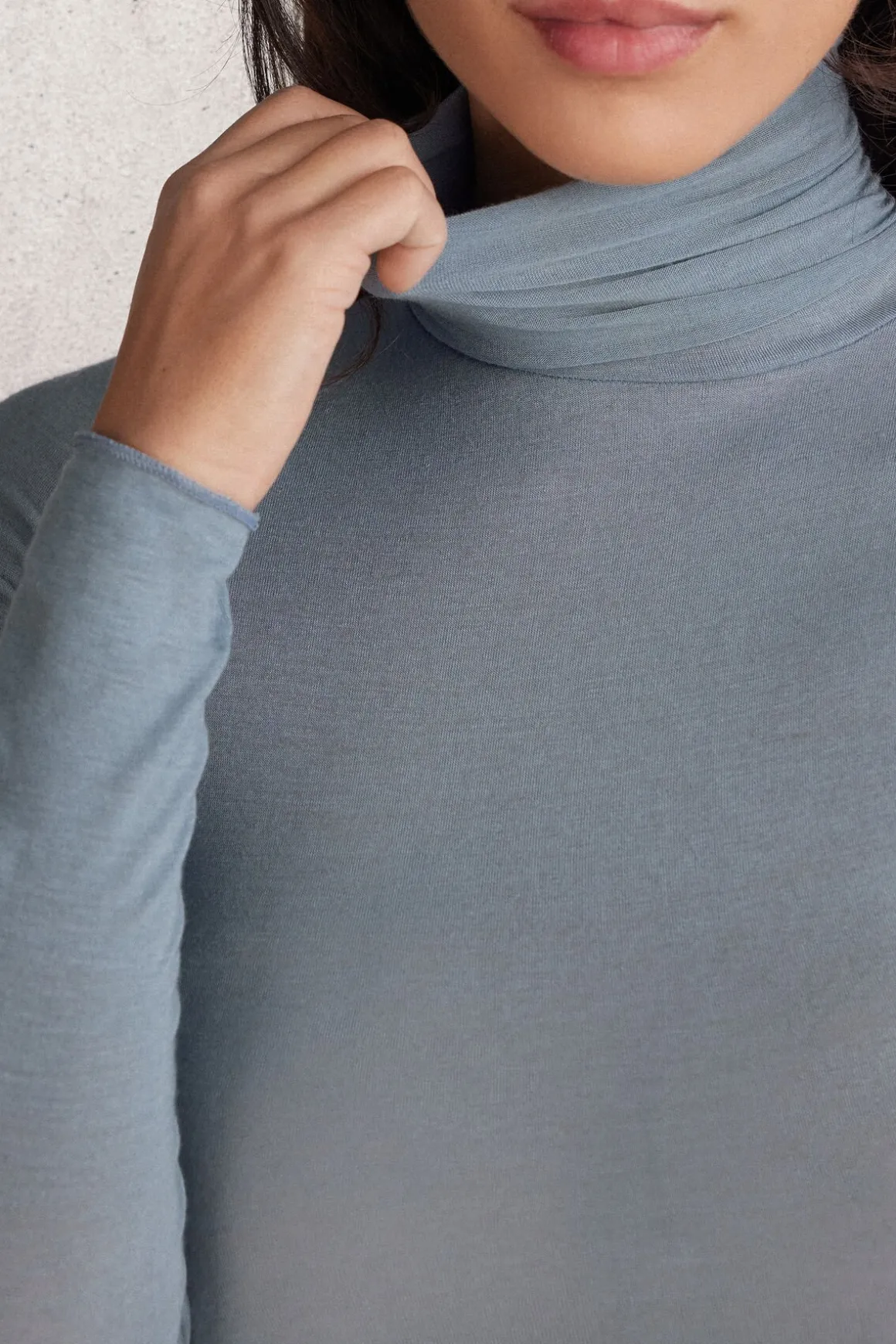 Camiseta de Manga Larga de Cuello Alto de Cashmere Ultraligero de Modal