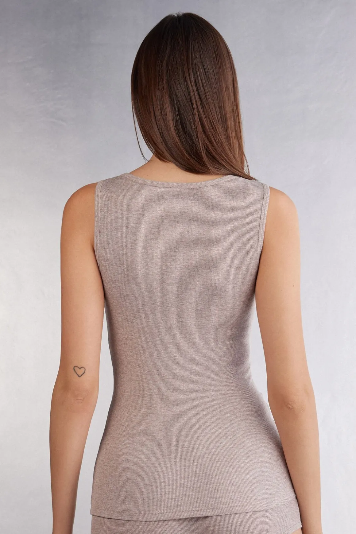 Camiseta de Tirantes Effortless Beauty
