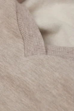 Camiseta Manga Larga Cuello de Pico Soft Chevron