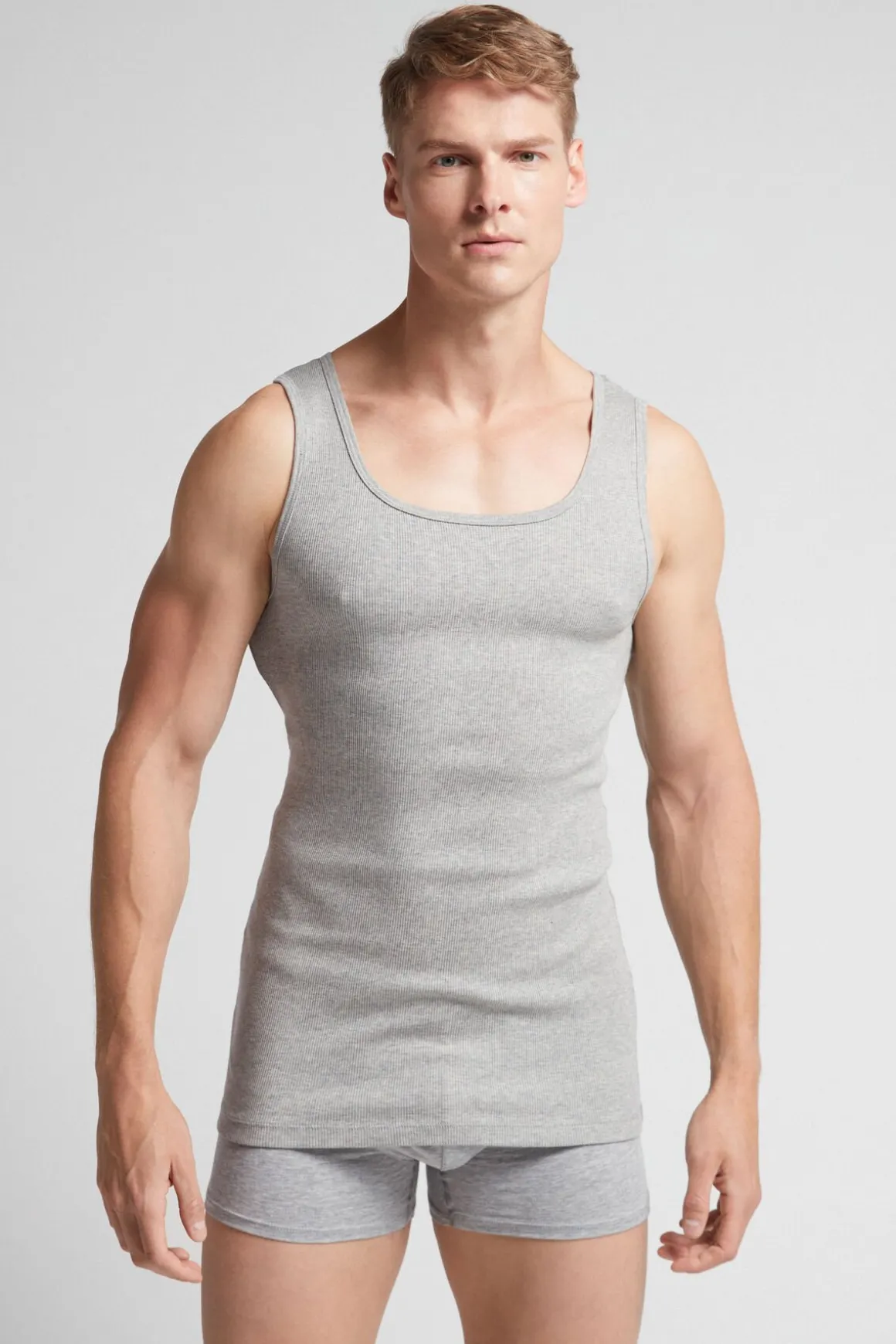 Camiseta sin mangas de hombre en algodón superior con canalé