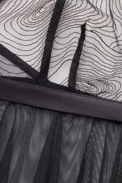 Combinación Tul y Encaje Hypnotic Details