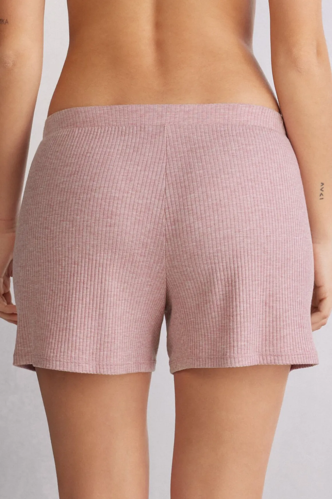 Pantalón Corto de Modal Chic Comfort