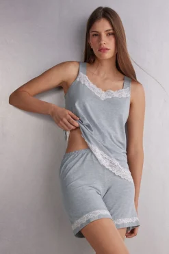 Pantalón Corto de Modal con Detalles de Encaje