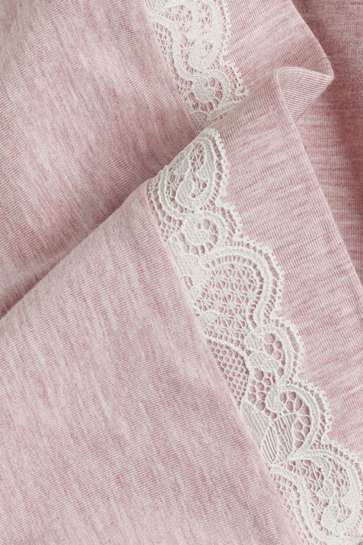 Pantalón Corto de Modal con Detalles de Encaje