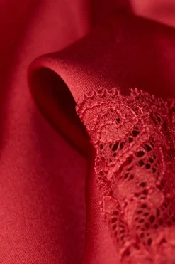 Pantalón Corto de Seda con Encaje