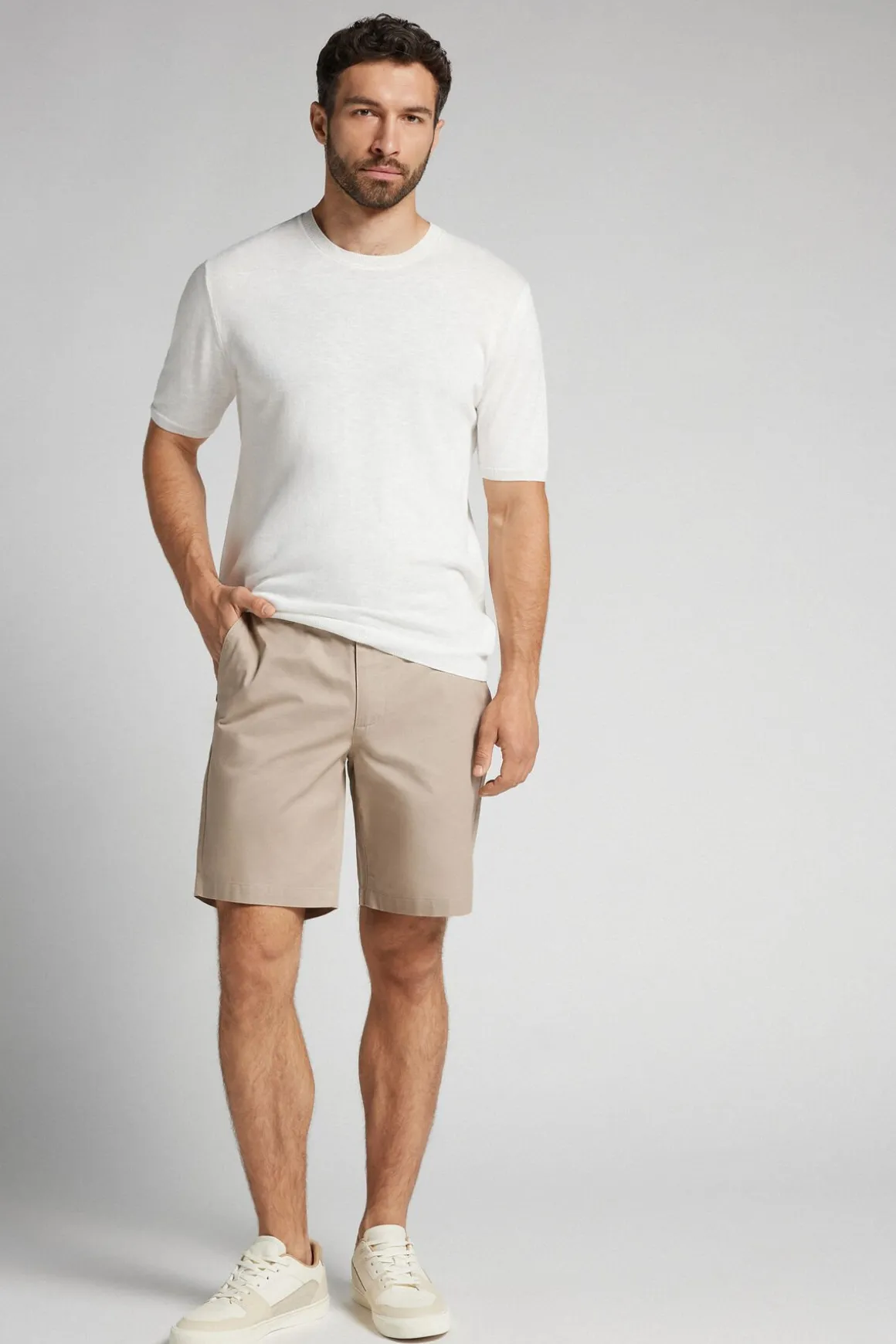 Pantalón Corto Tipo Bermudas